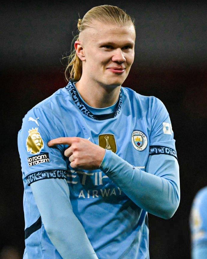 塔奇纳迪：场上有劳塔罗这样的领袖很重要，他是个出色的领袖（塔奇纳迪：拥有劳塔罗这样的场上领袖至关重要，他的领导力十分出色）